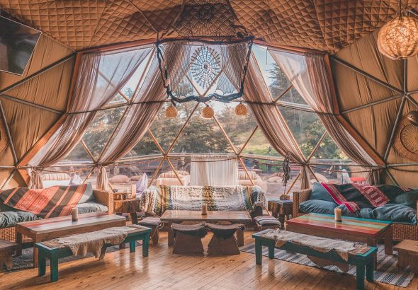 EcoCamp-community-domes-bar-dome-at-ecocamp-patagonia-torres-del-paine-chile